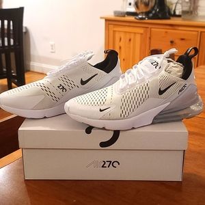 Nike Air Max 270